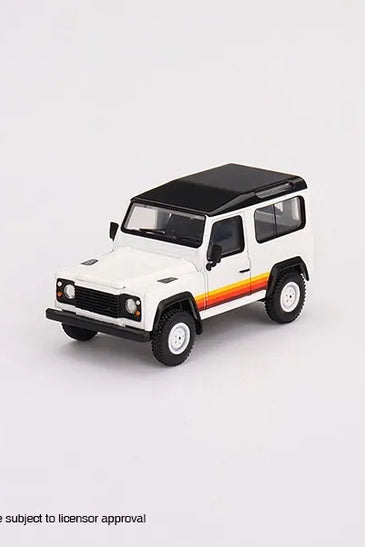 Mini GT 1:64 Land Rover Defender 90 Wagon White #378