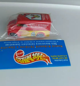 Hot Wheels - Dairy Delivery - 1998 Convention Ronald McDonald Charity  w/RR's