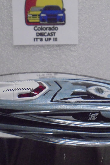 Hot Wheels Larry's Garage CHASE Pale Blue Wild Thing w/Real Riders