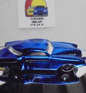 Hot Wheels Classics CHASE Blue Studa-Beaker w/Real Riders