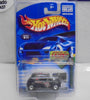 HOT WHEELS 2002 TREASURE HUNT BLACK MINI COOPER W/REDLINE REAL RIDERS