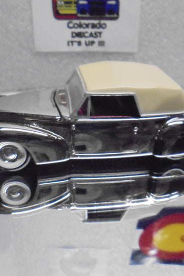 JOHNNY LIGHTNING CHROME 1941 LINCOLN CONTINENTAL W/REAL RIDERS