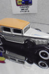 LOOSE HOT WHEELS WHITE/TAN CHASE CLASSIC PACKARD W/REAL RIDERS