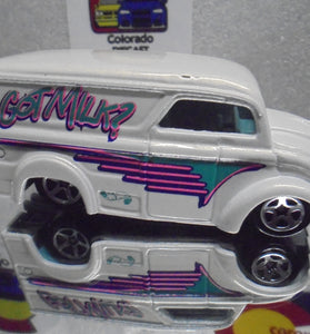 LOOSE HOT WHEELS WHITE GOT MILK? DAIRY DELIVERY