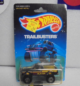1988 HOT WHEELS TRAILBUSTERS BLACK BLAZER 4X4 IMPERFECT CARD
