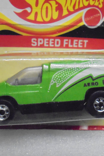 HOT WHEELS LEO INDIA GREEN AERO EXPRESS INSIDE STORY VAN