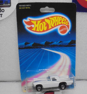1986 HOT WHEELS White '57 T-Bird w/Blackwalls