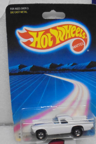 1986 HOT WHEELS White '57 T-Bird w/Blackwalls