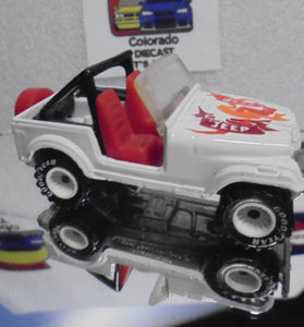 LOOSE 1980's HOT WHEELS White Roll Patrol Jeep CJ7 w/White Hub Real Riders