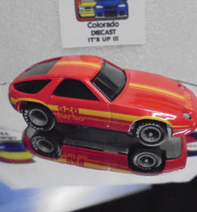 LOOSE 1980's HOT WHEELS Red Porsche 928 w/Grey Hub Real Riders