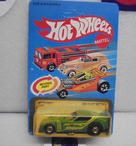 1982 HOT WHEELS GREEN SCREAMIN' FUNNY CAR UNPUNCHED CARD