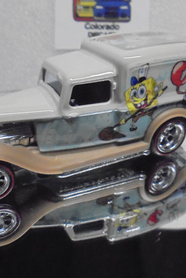 LOOSE HOT WHEELS SPONGE BOB 1934 DODGE DELIVERY w/REAL RIDERS