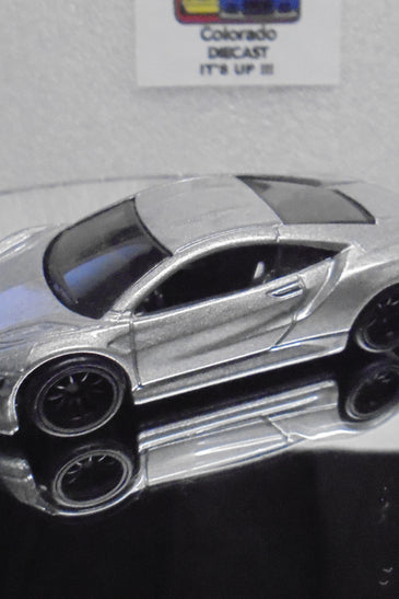 LOOSE HOT WHEELS SILVER '17 ACURA NSX w/REAL RIDERS