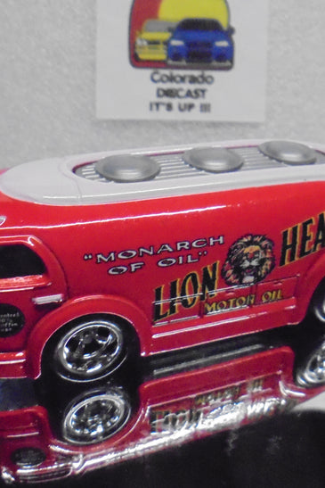 LOOSE HOT WHEELS LION HEAD HAULIN GAS BUS w/Real Riders