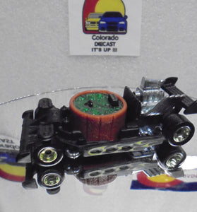 LOOSE HOT WHEELS BLACK HOT TUB w/RR'S