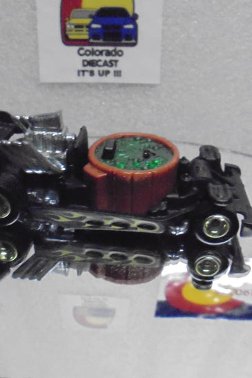 LOOSE HOT WHEELS BLACK HOT TUB w/RR'S