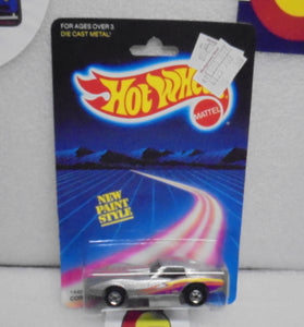 1986 HOT WHEELS SILVER CORVETTE STINGRAY