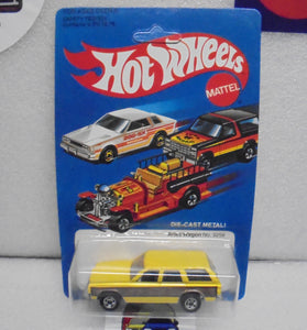 1981 HOT WHEELS YELLOW ARIES WAGON UNPUNCHED CARD