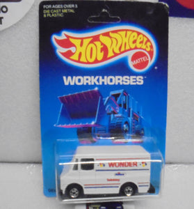 1988 HOT WHEELS WORKHORSES WHITE WONDER BREAD DELIVERY TRUCK UNPUNCHED CARD