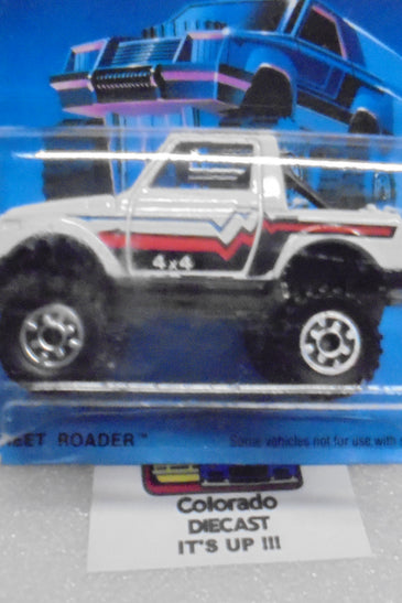 1988 HOT WHEELS TRAILBUSTERS WHITE STREET ROADER