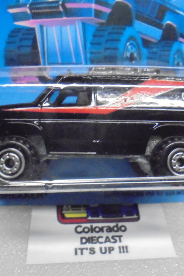 1988 HOT WHEELS TRAILBUSTERS BLACK BAJA BREAKER VAN UNPUNCHED CARD w/CT WHEELS