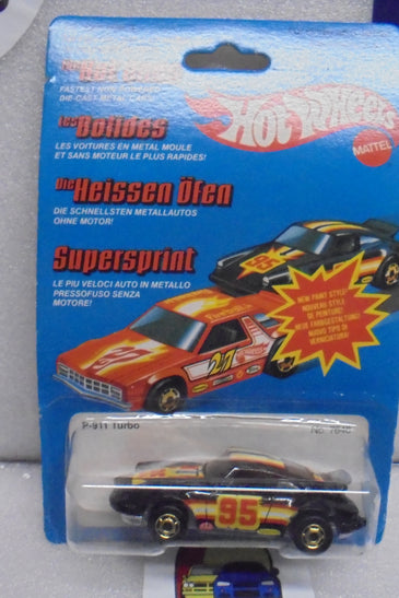1981 HOT WHEELS BLACK P-911 TURBO PORSCHE INTERNATIONAL CARD
