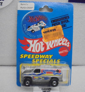 1977 HOT WHEELS SPEEDWAY SPECIALS GREY BAJA BREAKER VAN PATCH CARD