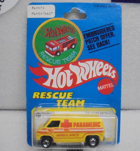 1977 HOT WHEELS RESCUE TEAM YELLOW PARAMEDIC VAN PATCH CARD