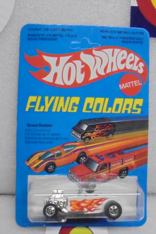 1979 HOT WHEELS FLYING COLORS WHITE STREET RODDER UNPUNCHED INTERNATIONAL CARD