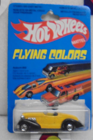 1979 HOT WHEELS FLYING COLORS YELLOW AUBURN 852 INTERNATIONAL CARD