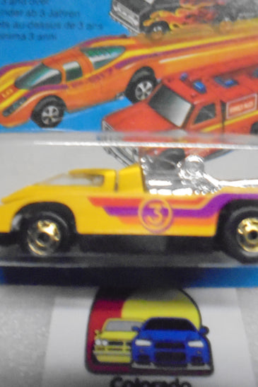 1979 HOT WHEELS FLYING COLORS YELLOW CANNONADE UNPUNCHED INTERNATIONAL CARD