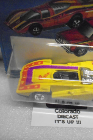 1975 HOT WHEELS FLYING COLORS YELLOW STEAM ROLLER UNPUNCHED CARD