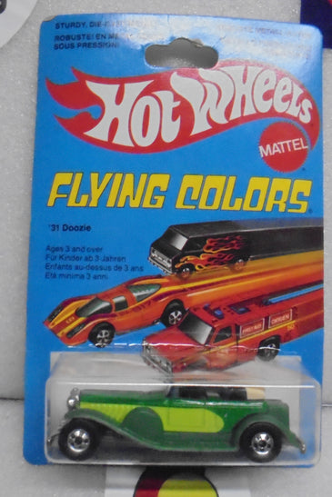 1979 HOT WHEELS FLYING COLORS GREEN '31 DOOZIE INTERNATIONAL CARD