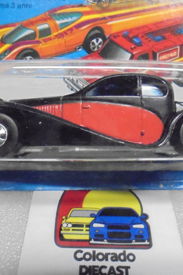 1979 HOT WHEELS FLYING COLORS BLACK '37 BUGATTI UNPUNCHED INTERNATIONAL CARD