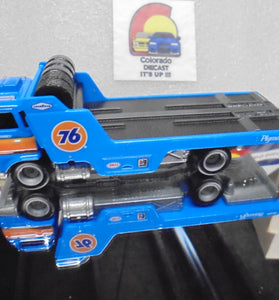 LOOSE HOT WHEELS NISSAN FLEET STREET TRUCK w/Real Riders