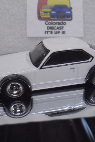 LOOSE HOT WHEELS WHITE NISSAN SKYLINE C210 w/RR'S