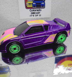 LOOSE HOT WHEELS REVEALERS PURPLE ZENDER FACT 4 w/GREEN ULTRA HOTS