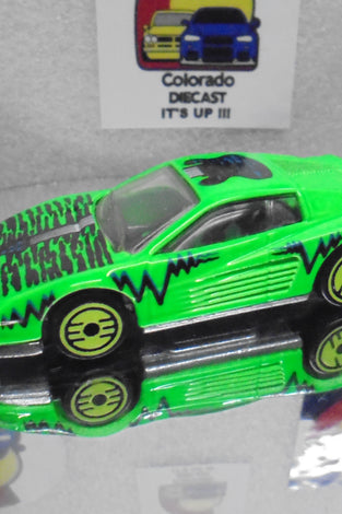 LOOSE HOT WHEELS REVEALERS GREEN LAMBORGINI COUNTACH w/YELLOW ULTRA HOTS