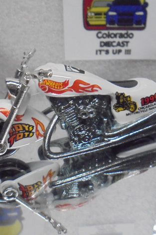 LOOSE HOT WHEELS WHITE CHICAGOLAND 2000 TOYS FOR TOTS SCORCHIN SCOOTER