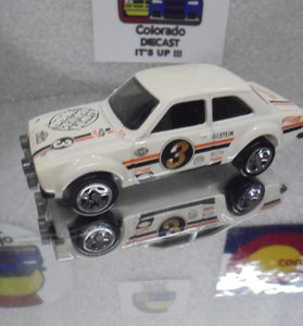 LOOSE HOT WHEELS WHITE GUMBALL 3000 '70 FORD ESCORT RS1600