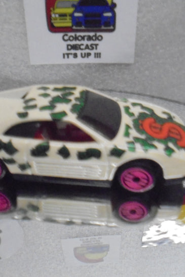 LOOSE HOT WHEELS WHITE REVEALERS FERRARI TESTAROSSA w/PINK ULTRA HOTS