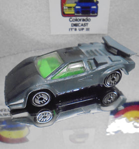 LOOSE HOT WHEELS BLUEISH GREY COLOR CHANGERS LAMBORGHINI COUNTACH