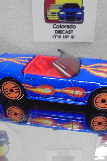 LOOSE HOT WHEELS BLUE REVEALERSCUSTOM CORVETTE w/ORANGE ULTRA HOTS