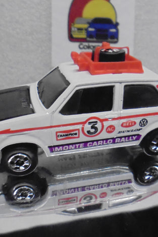 Loose Hot Wheels White Hare splitter w/Blackwalls