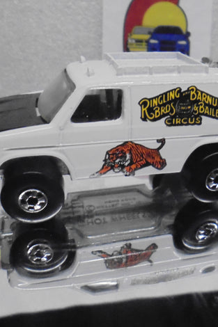 Loose Hot Wheels White Ringling Brothers Barnum & Bailey Baja Breaker Van w/Blackwalls