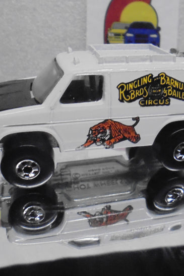 Loose Hot Wheels White Ringling Brothers Barnum & Bailey Baja Breaker Van w/Blackwalls