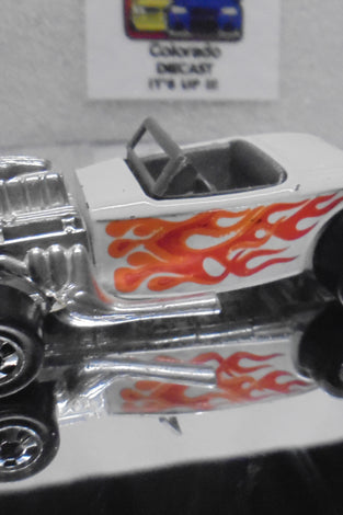 Loose Hot Wheels White Street Rodder w/Blackwalls