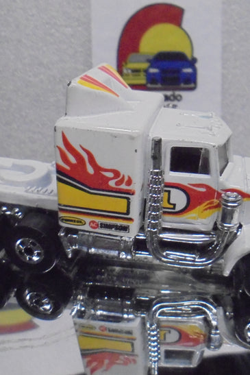 Loose Hot Wheels White Long Shot Semi Truck w/Blackwalls