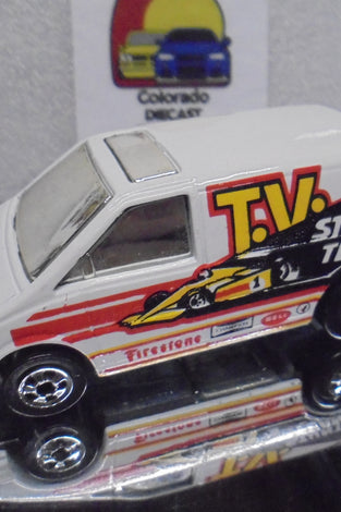 Loose Hot Wheels White Flipouts T.V. Stunt Team Ford Aerostar Van w/Blackwalls