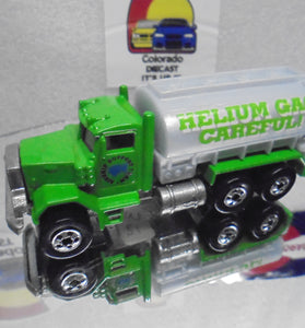 Loose Hot Wheels Green Helium Gas Tanker Truck w/Blackwalls